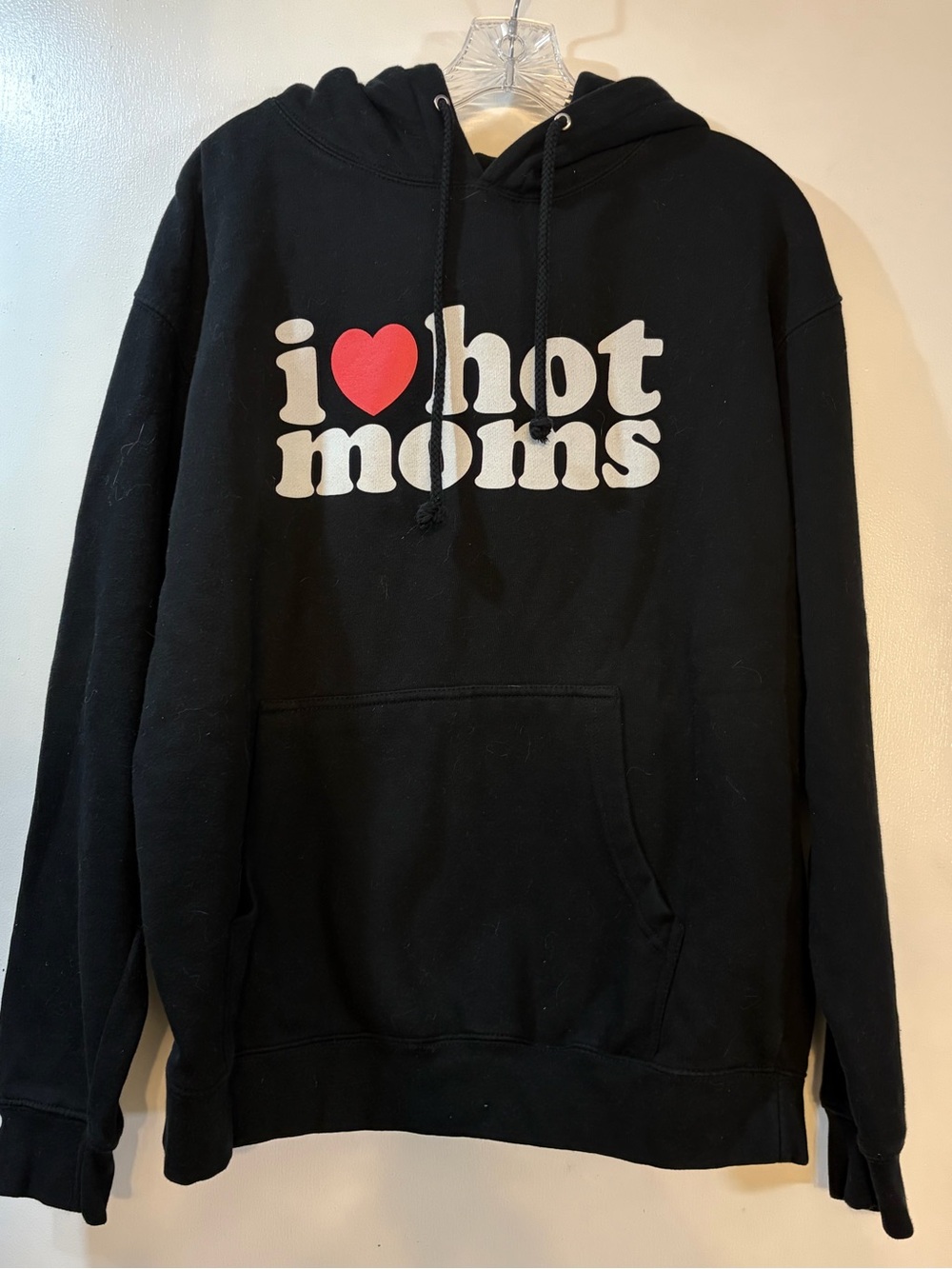 I Heart Hot Moms Graphic Hoodie Adult Size L